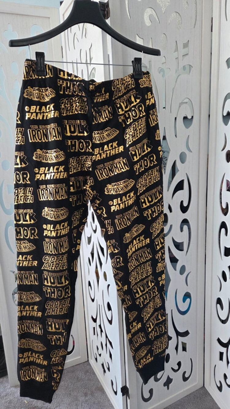 Marvel Avengers Gold Metallic Logo Pajama Pants Black Lounge Mens M nwot